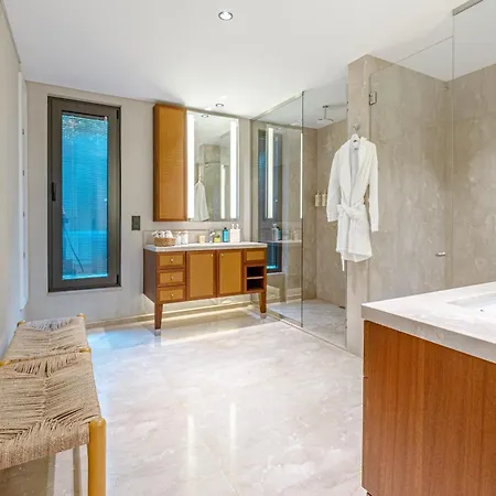 Prázdninový dům 3-bedroom Beachfront With Amenities Bodrum