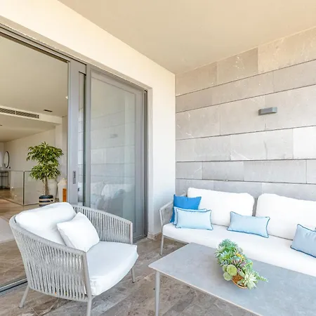 Σπίτι διακοπών 3-bedroom Beachfront With Amenities